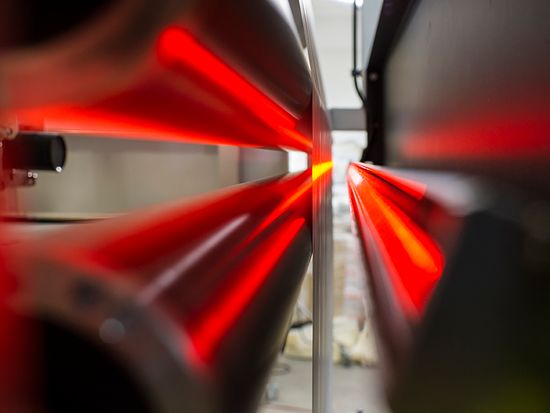 Aligning the substrate