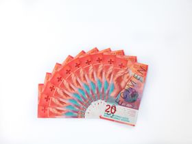 Ventaglio di banconote da 20 franchi (recto)